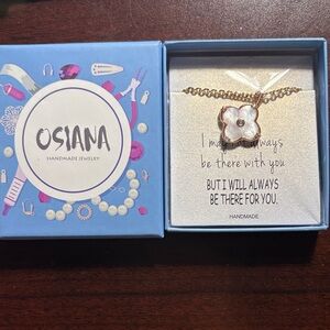 Gold and White Floral Pendant Necklace